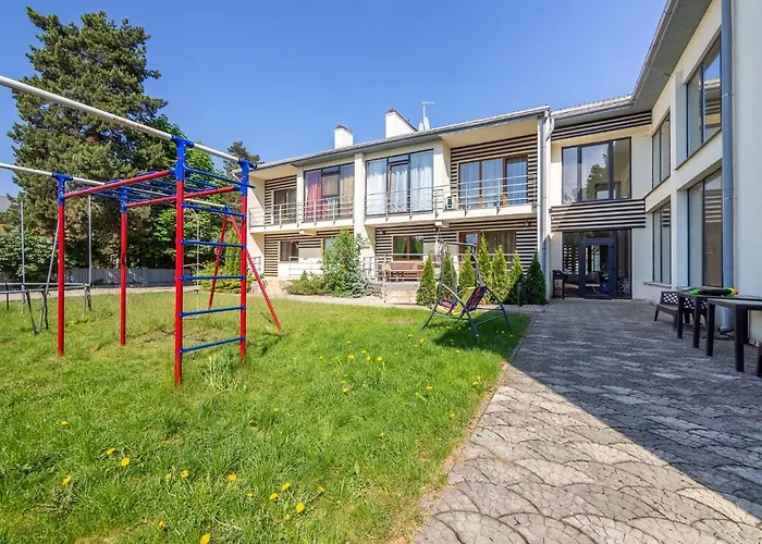 New!!!Townhouse Three Floors!!!